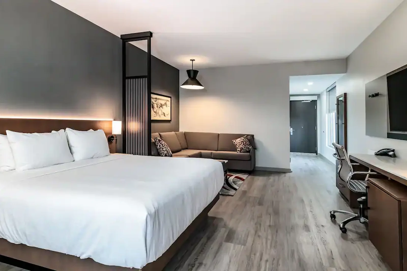 Hyatt Place — guest room